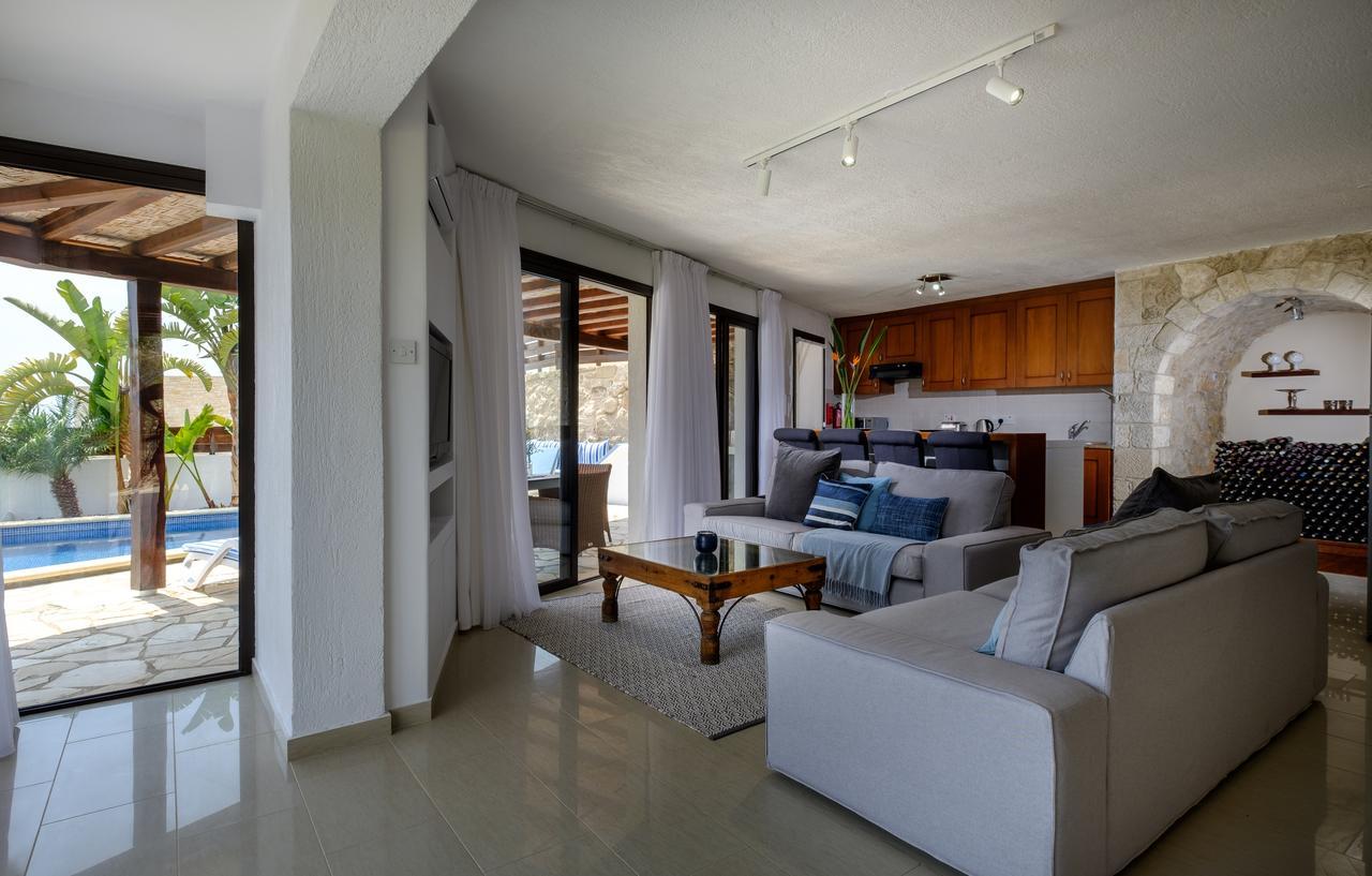 פאהיה Villa Thea מראה חיצוני תמונה